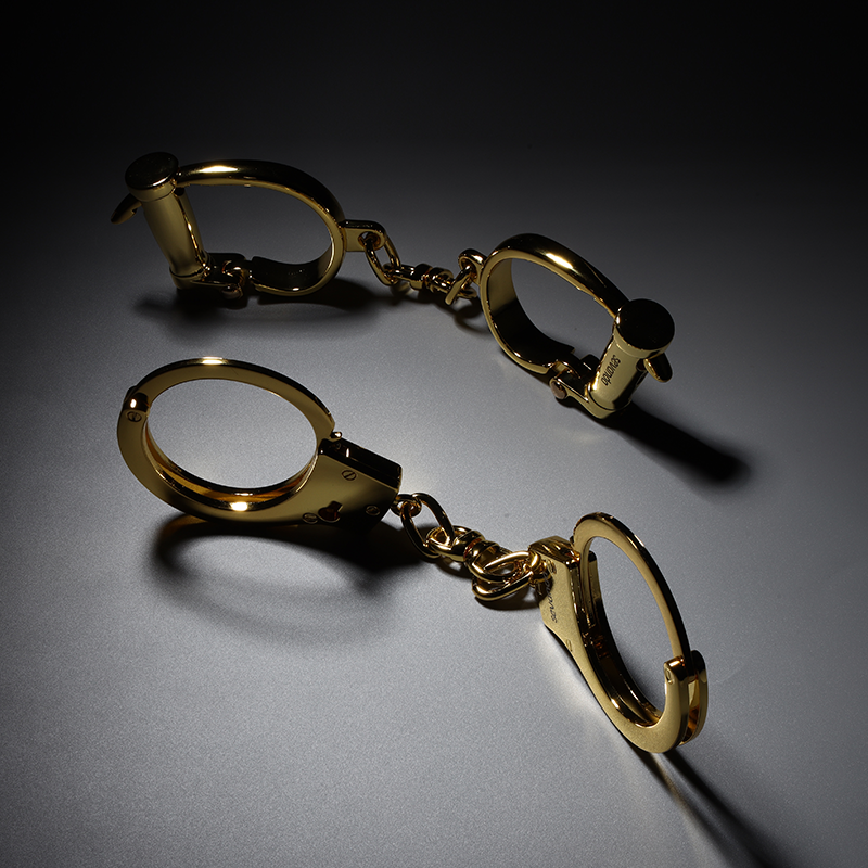 Sevanda Pretty-sub Handcuffs
